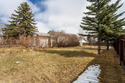 6808 Rundlehorn Drive Ne, Calgary, AB - Outdoor