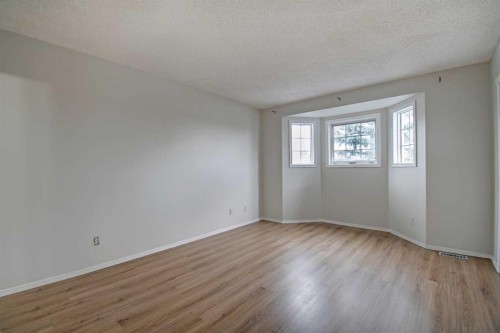 10316 Hidden Valley Drive Nw, Calgary, AB - Indoor Photo Showing Other Room