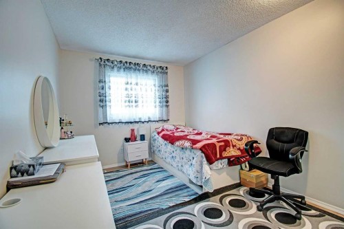10316 Hidden Valley Drive Nw, Calgary, AB - Indoor Photo Showing Other Room