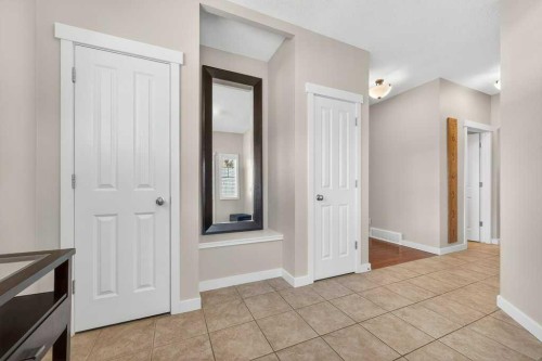 200 Kingston Way Se, Airdrie, AB - Indoor Photo Showing Other Room
