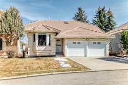 213 Sirocco Place SW Calgary, AB T3H 2N2