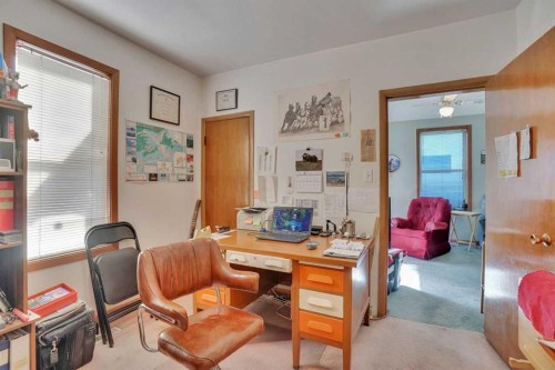 231 11A Street Ne, Calgary, AB - Indoor