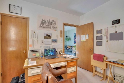 231 11A Street Ne, Calgary, AB - Indoor