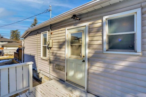 231 11A Street Ne, Calgary, AB - Outdoor With Deck Patio Veranda With Exterior