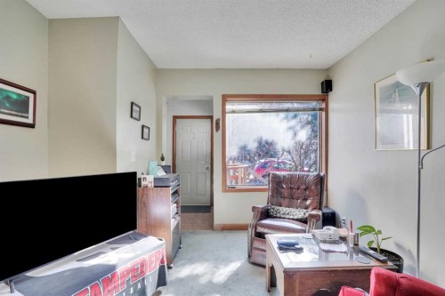 231 11A Street Ne, Calgary, AB - Indoor