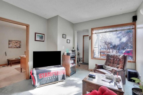 231 11A Street Ne, Calgary, AB - Indoor