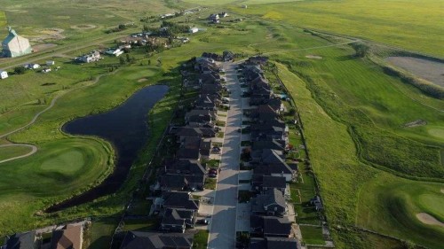 272 Muirfield Crescent, Lyalta, AB 