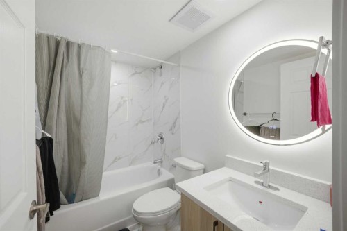 80 Martinglen Way Ne, Calgary, AB - Indoor Photo Showing Bathroom