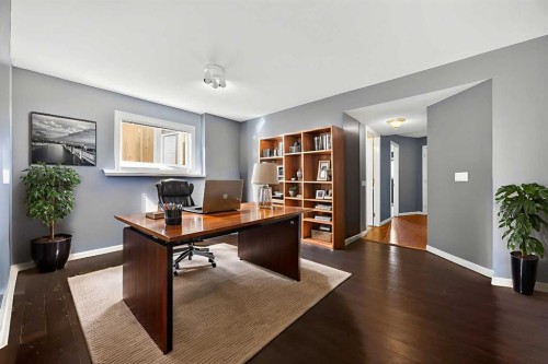 1503 Thorburn Drive Se, Airdrie, AB - Indoor Photo Showing Office