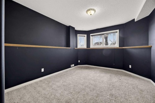 1503 Thorburn Drive Se, Airdrie, AB - Indoor Photo Showing Other Room