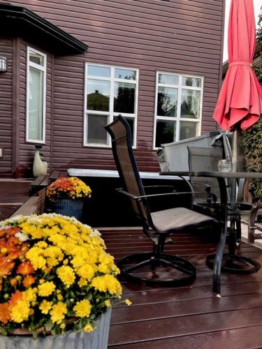 323 Nolan Hill Boulevard Nw, Calgary, AB - Outdoor With Exterior