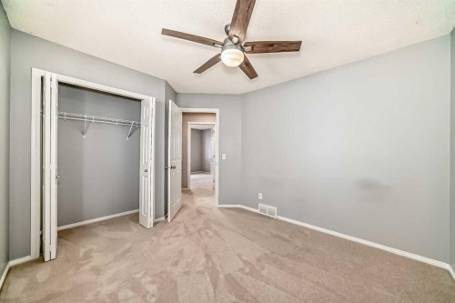 46 Saddlecrest Gardens Ne, Calgary, AB - Indoor Photo Showing Other Room