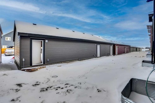 144 Cobblestone Gate Sw, Airdrie, AB - Outdoor