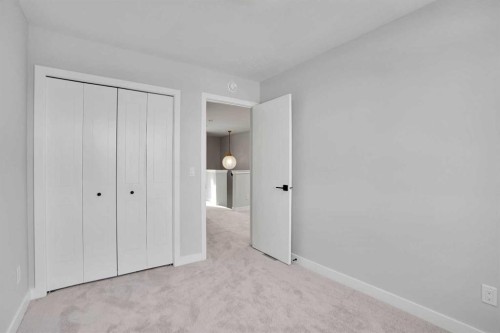 144 Cobblestone Gate Sw, Airdrie, AB - Indoor