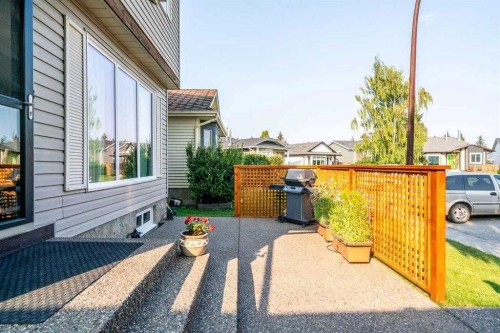 52A Millcrest Green Sw, Calgary, AB - Outdoor