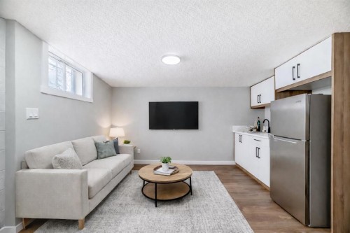 7634 21 Street Se, Calgary, AB 