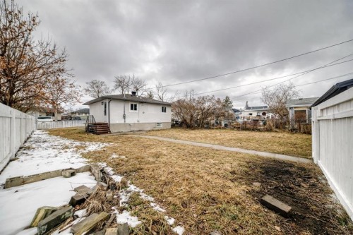 7634 21 Street Se, Calgary, AB 