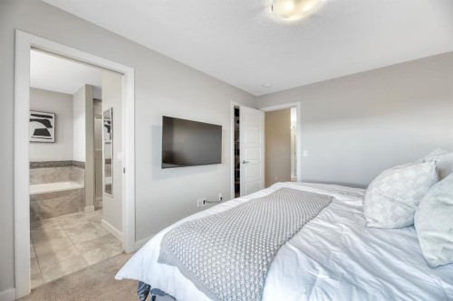 173 Redstone Common Ne, Calgary, AB - Indoor Photo Showing Bedroom