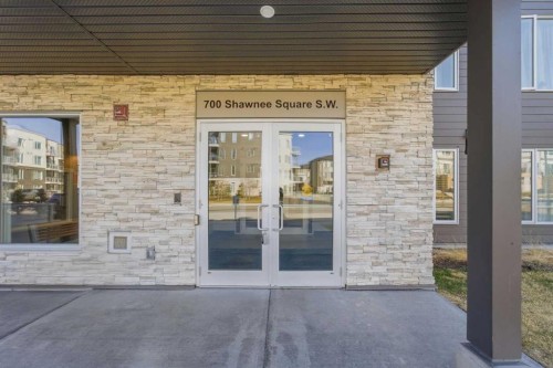 313-700 Shawnee Square Sw, Calgary, AB - Outdoor With Exterior