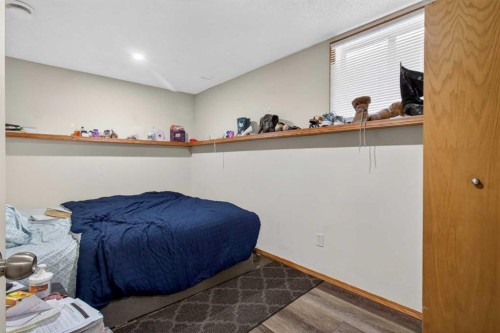 252 Erin Woods Drive Se, Calgary, AB - Indoor