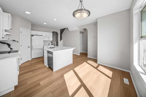 99 Covemeadow Close Ne, Calgary, AB - Indoor Photo Showing Kitchen