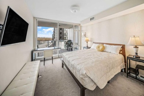 604-519 Riverfront Avenue Se, Calgary, AB - Indoor Photo Showing Bedroom
