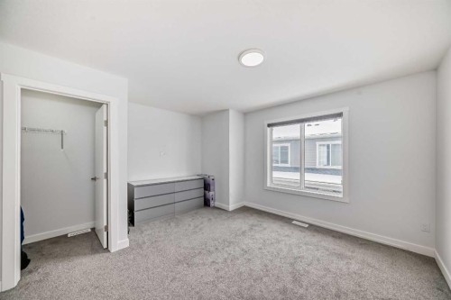 516-95 Skyview Close Ne, Calgary, AB - Indoor Photo Showing Other Room