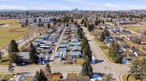 827 Forlee Drive Se, Calgary, AB - Outdoor With View