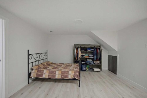24 Martindale Drive Ne, Calgary, AB - Indoor Photo Showing Bedroom