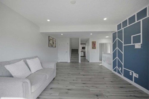 24 Martindale Drive Ne, Calgary, AB - Indoor