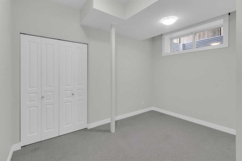 24 Royal Birch Park Nw, Calgary, AB - Indoor Photo Showing Other Room