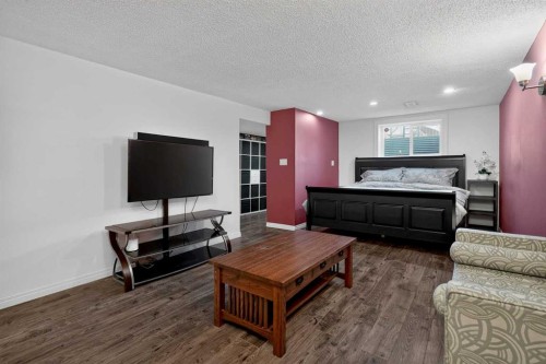 9519 3 Street Se, Calgary, AB - Indoor