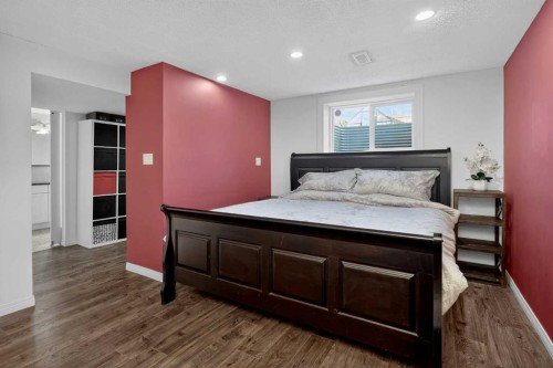 9519 3 Street Se, Calgary, AB - Indoor Photo Showing Bedroom