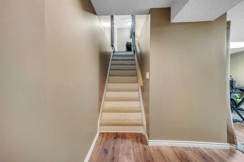 61-175 Manora Place Ne, Calgary, AB - Indoor Photo Showing Other Room