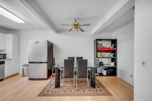 61-175 Manora Place Ne, Calgary, AB - Indoor Photo Showing Kitchen With Stainless Steel Kitchen