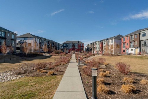 960 Walden Drive Se, Calgary, AB - Outdoor