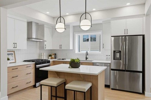 72 Buffaloberry Manor Se, Calgary, AB - Indoor Photo Showing Kitchen With Upgraded Kitchen