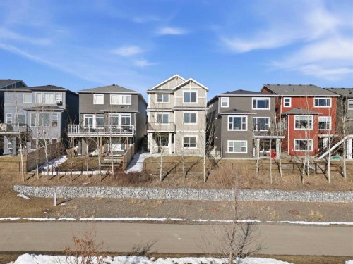 1456 Livingston Way Ne, Calgary, AB - Outdoor