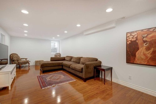 103 Pump Hill Place Sw, Calgary, AB - Indoor