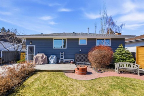 948 Canaveral Crescent Sw, Calgary, AB - Outdoor With Deck Patio Veranda