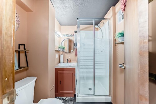 2-6503 Ranchview Drive Nw, Calgary, AB - Indoor Photo Showing Bathroom