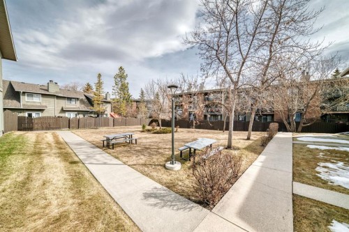 2-6503 Ranchview Drive Nw, Calgary, AB - Outdoor