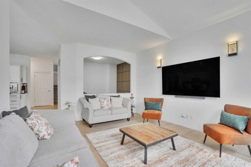 31 Skyview Shores Gardens Ne, Calgary, AB - Indoor Photo Showing Living Room