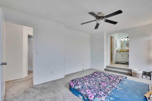 31 Skyview Shores Gardens Ne, Calgary, AB - Indoor Photo Showing Bedroom