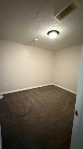 31 Skyview Shores Gardens Ne, Calgary, AB - Indoor Photo Showing Other Room