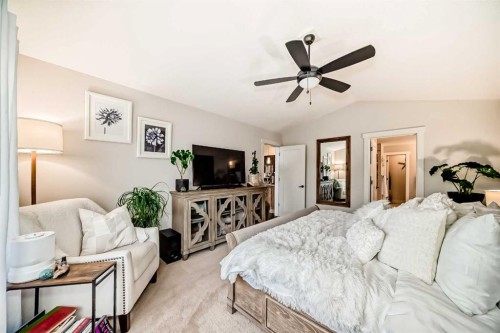 3 Cimarron Springs Circle, Okotoks, AB - Indoor Photo Showing Bedroom