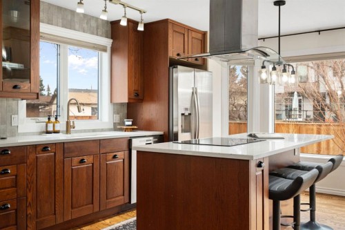 15 Mckinley Place Se, Calgary, AB 