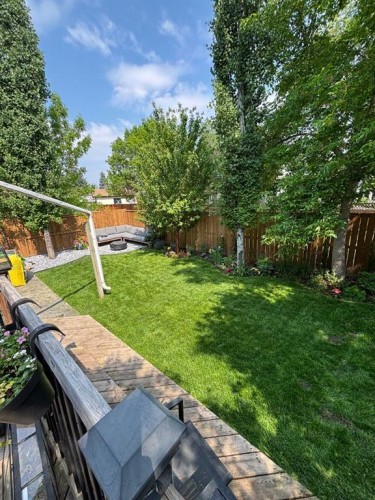 15 Mckinley Place Se, Calgary, AB 