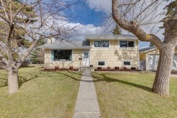 4819 30 Avenue SW Calgary, AB T3E 0V3