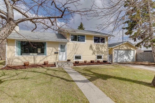 4819 30 Avenue Sw, Calgary, AB - Outdoor
